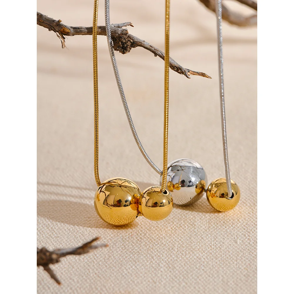 Collier Sphères en acier inoxydable doré
