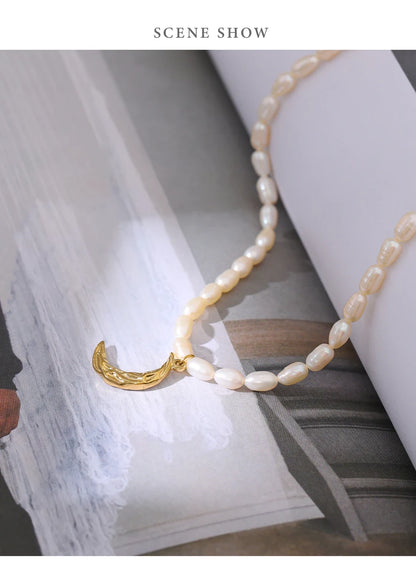 Collier Lune Dorée en acier inoxydable