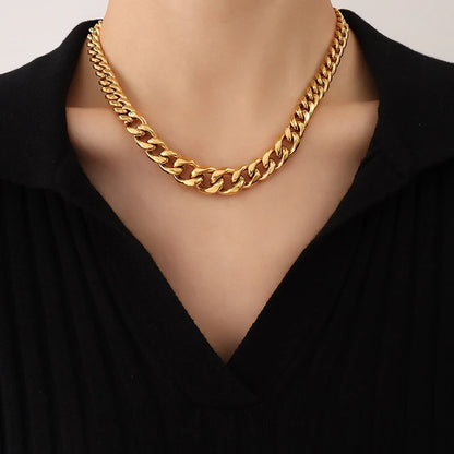 Collier Bergamo en acier inoxydable doré