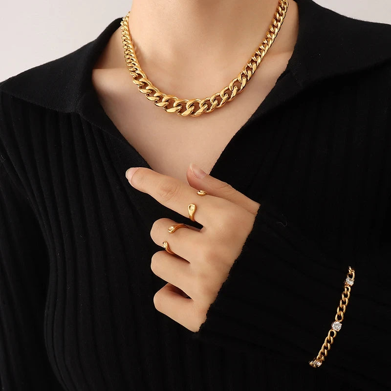 Collier Bergamo en acier inoxydable doré