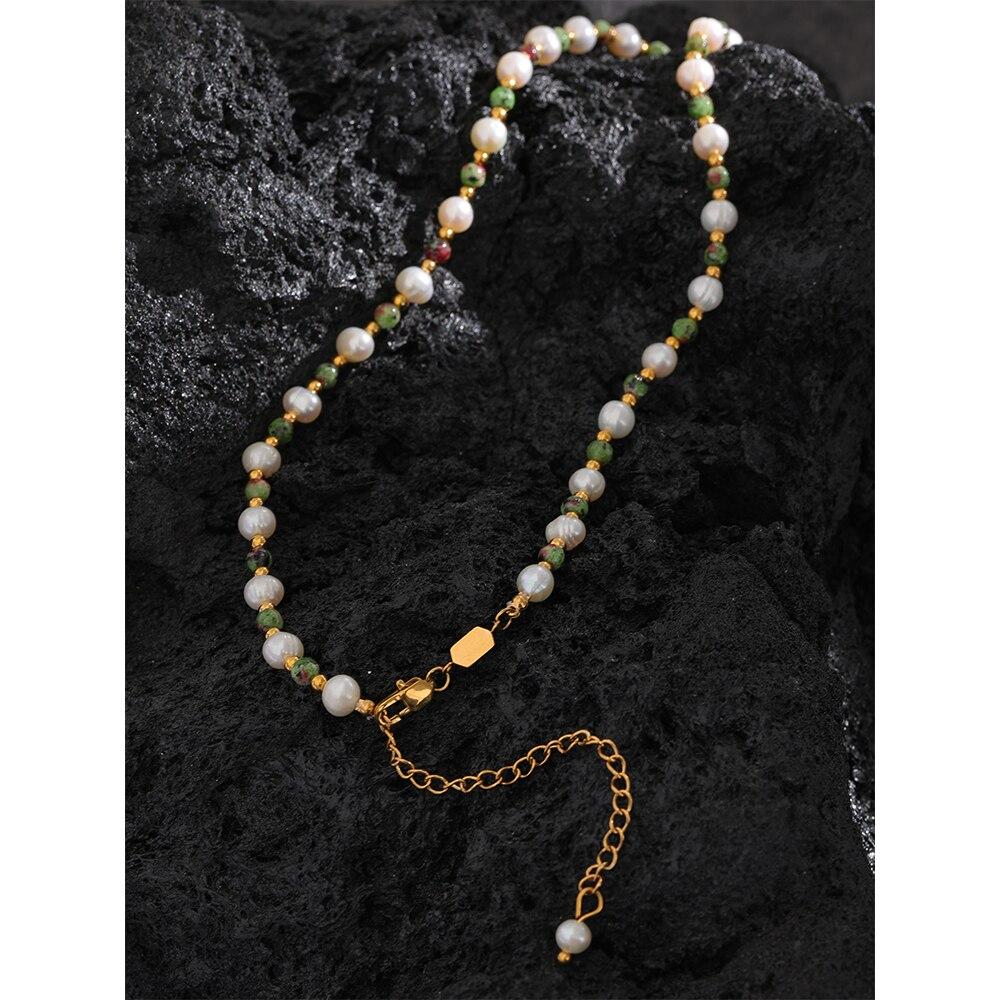 Collier Mystère des Profondeurs en pierres naturelles