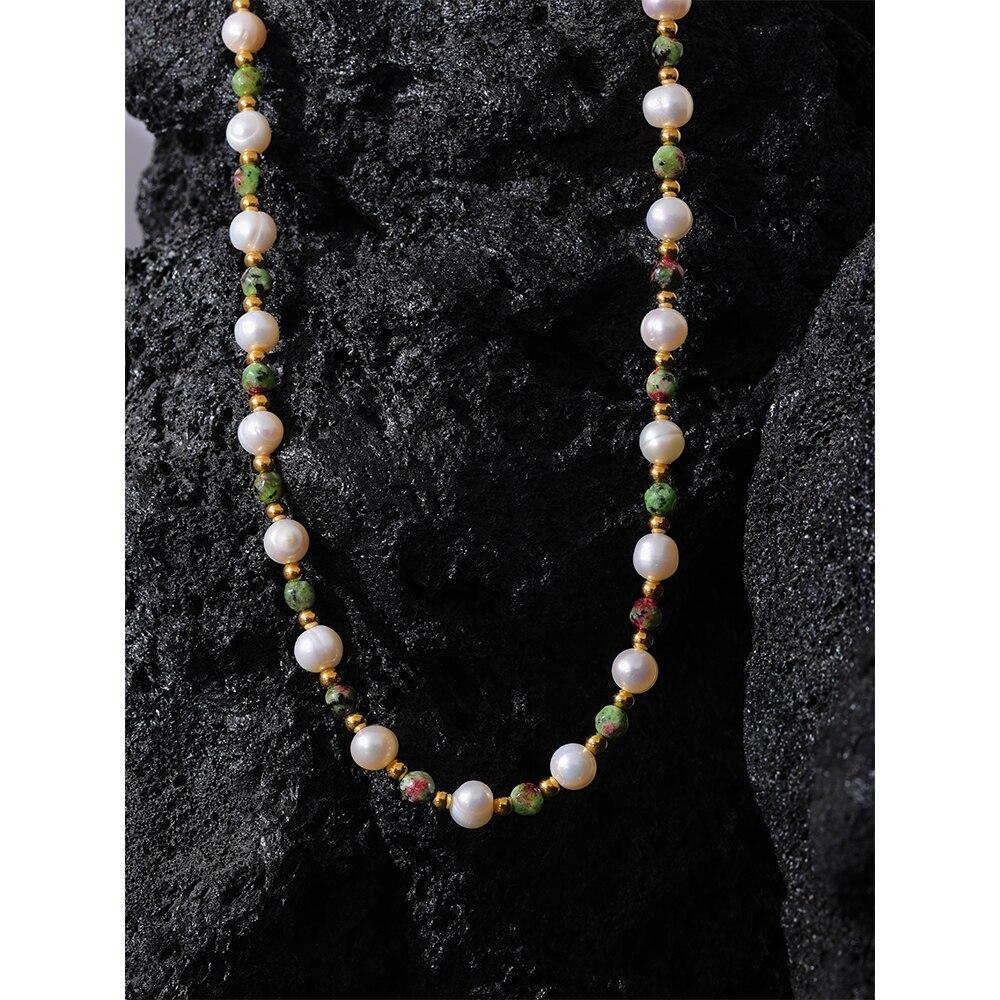 Collier Mystère des Profondeurs en pierres naturelles