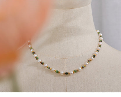 Collier Mystère des Profondeurs en pierres naturelles