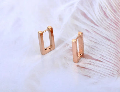 Boucles d’oreilles géométriques dorées en acier inoxydable