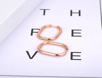 Boucles d’oreilles ovales en acier inoxydable