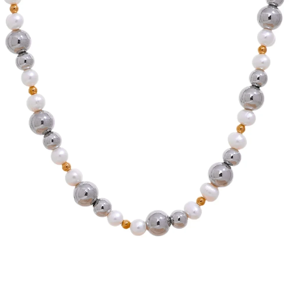 Collier Mystère des Abysses en perles naturelles
