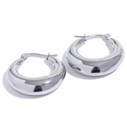 Boucles d’oreilles créoles Magda dorées en acier inoxydable