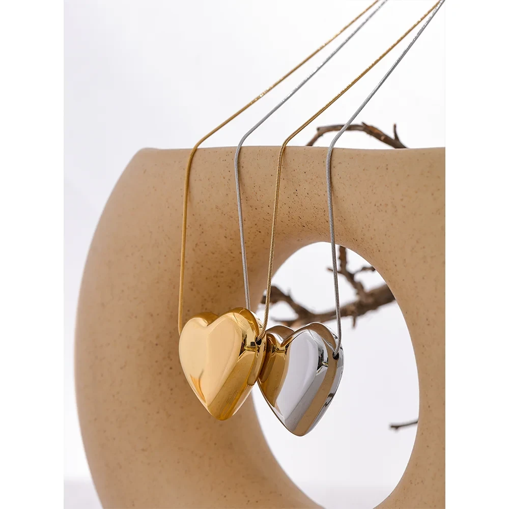 Collier Massive Heart en acier inoxydable doré