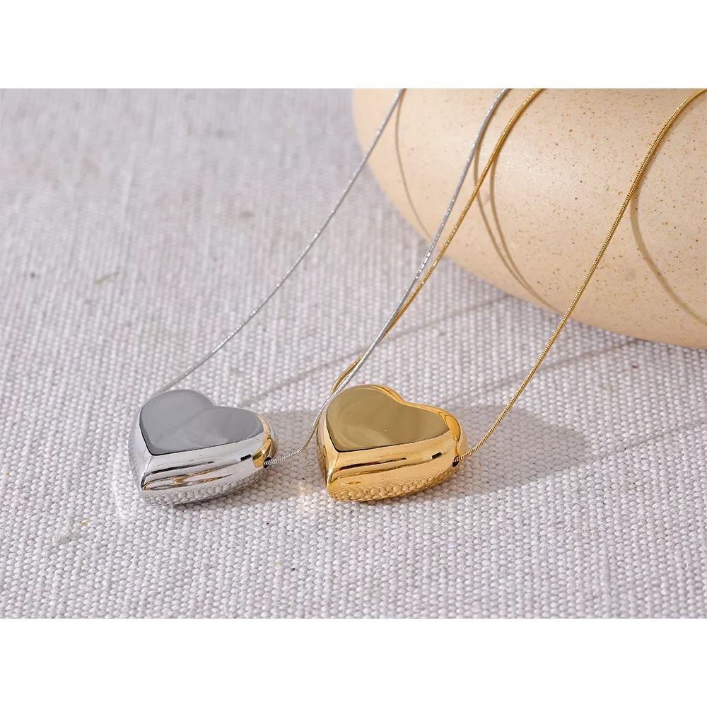 Collier Massive Heart en acier inoxydable doré