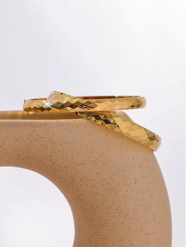 Bracelet Jonc Facettes doré