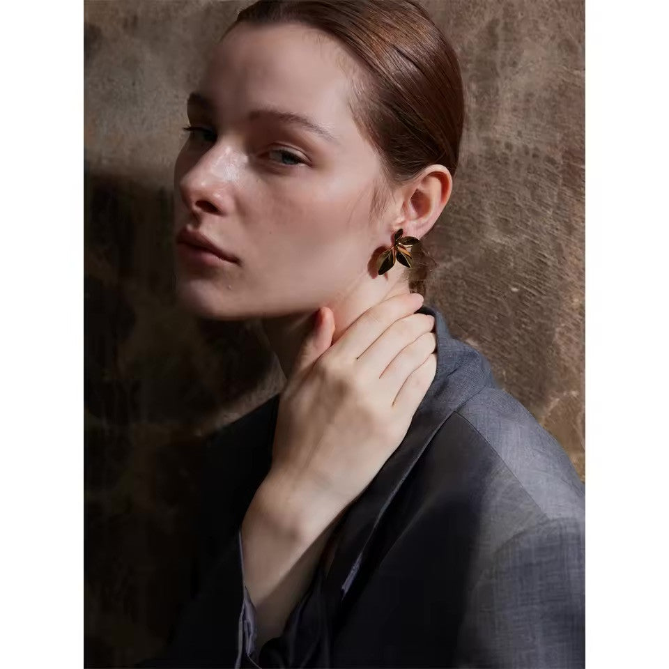 Boucles d’oreilles dorées élégantes en acier inoxydable