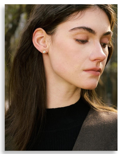 Boucles d’oreilles puces Magie avec zircons en acier inoxydable