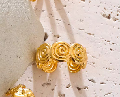 Bague dorée Escargot