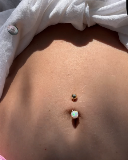 Boucle de piercing Opale boréale en acier inoxydable doré