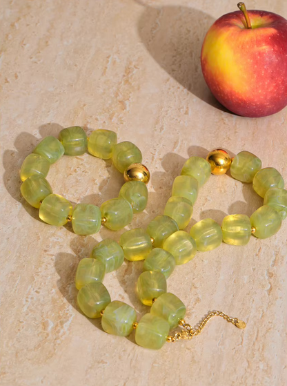 Collier Verde acrylique et acier inoxydable doré