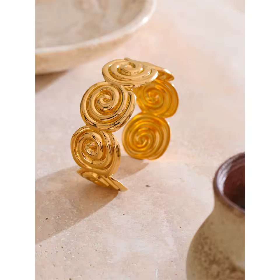 Bracelet manchette Escargot — acier inoxydable doré
