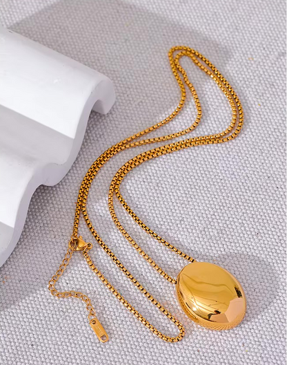Collier Aura — en acier inoxydable doré