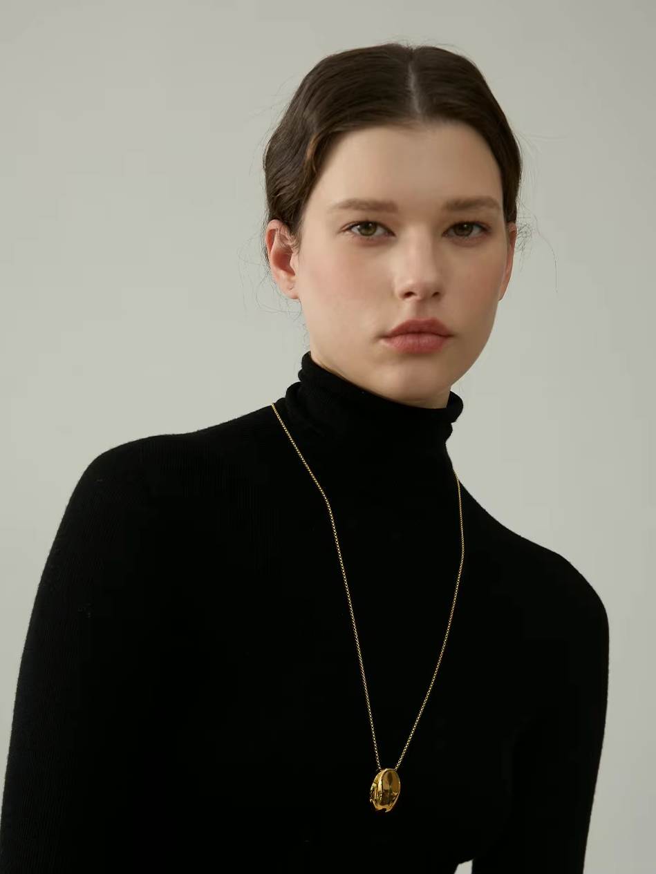 Collier Aura — en acier inoxydable doré