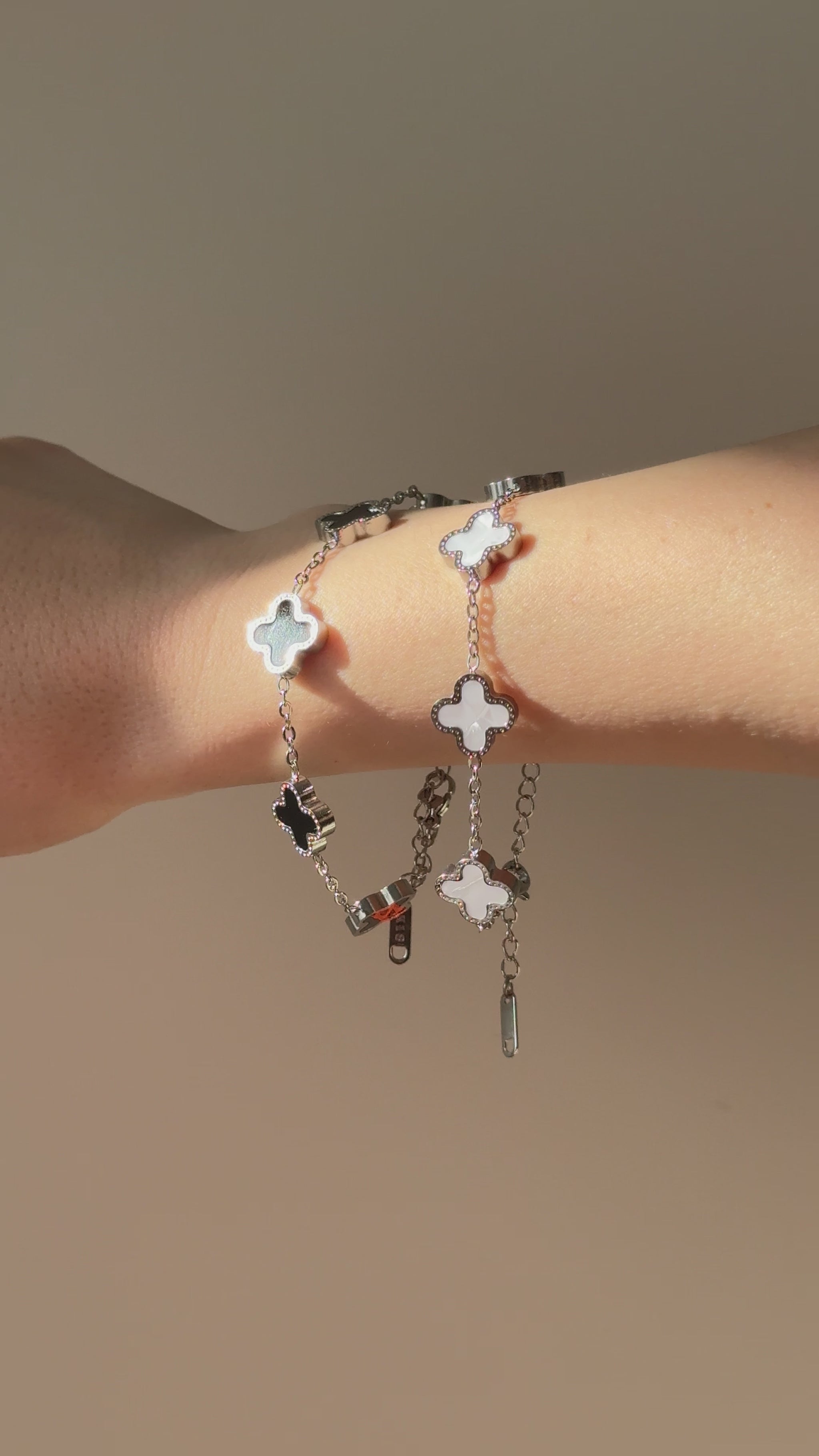 Bracelet Trèfle Noir en acier inoxydable